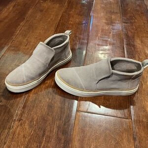 TOMS PAXTON SUEDE SNEAKER